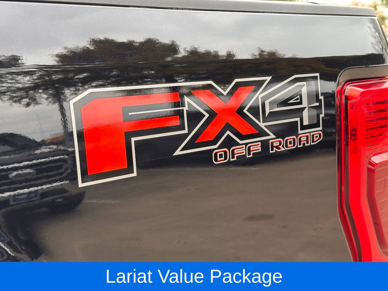 Used 2021 Ford F250 Lariat w/ Lariat Value Package image 13