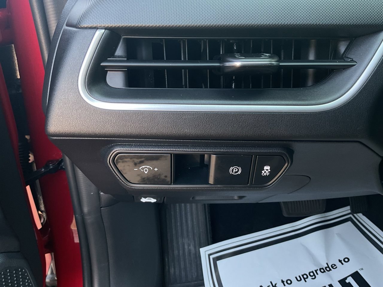 Used 2025 Kia K4 FWD image 19