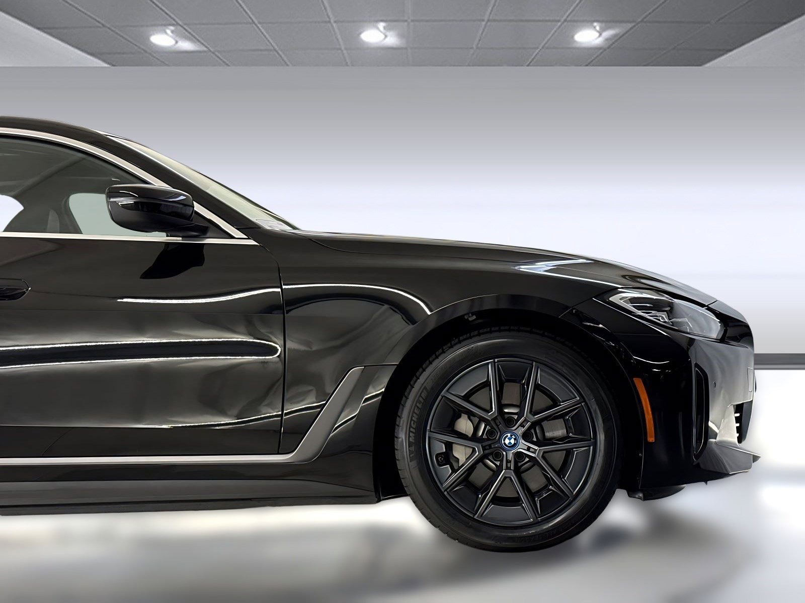 Used 2023 BMW i4 eDrive40 w/ Premium Package RWD image 34