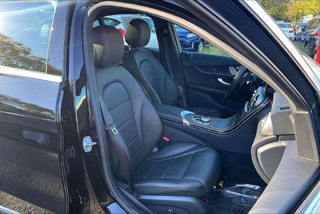 Used 2021 Mercedes-Benz C 300 4MATIC Sedan image 7