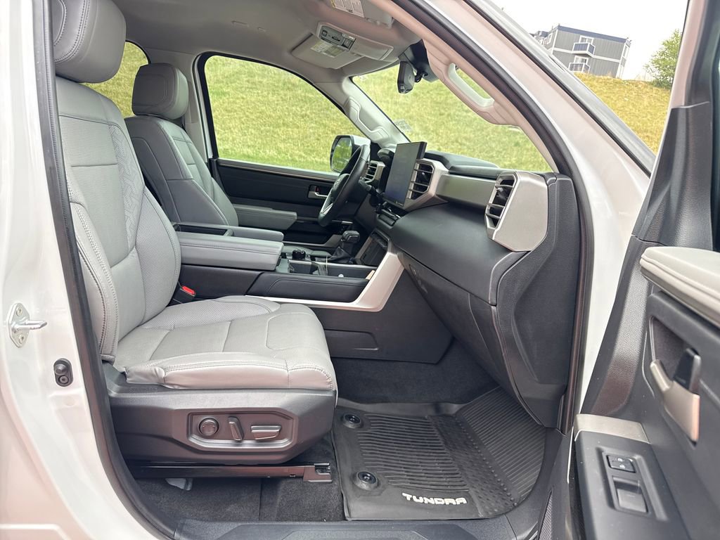 Used 2023 Toyota Tundra Limited w/ TRD Off-Road Package AWD/4WD image 27