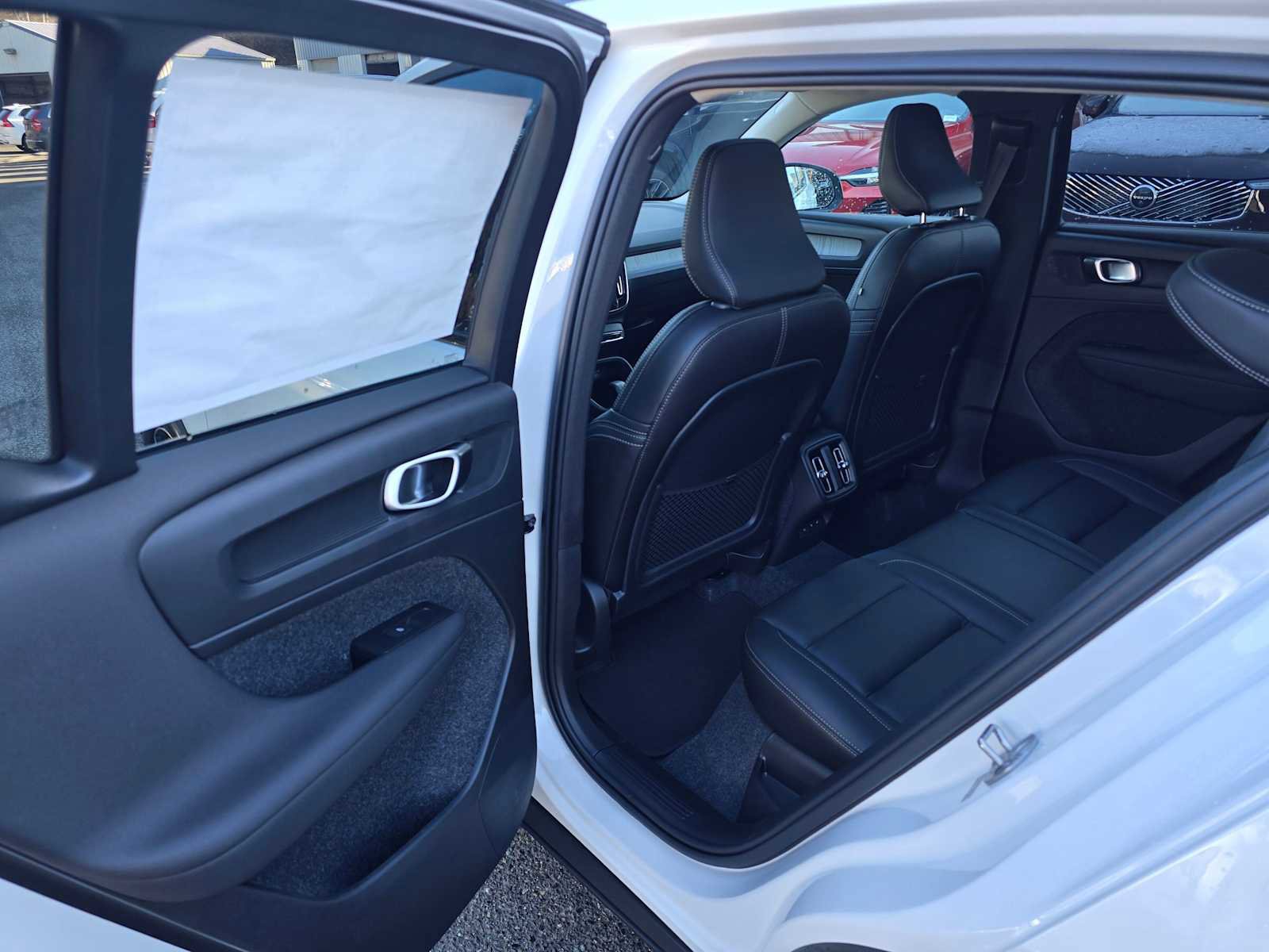 New 2026 Volvo XC40 B5 Core w/ Climate Package image 15