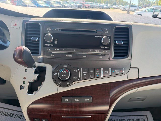 Used 2012 Toyota Sienna XLE w/ Entertainment Pkg FWD image 23