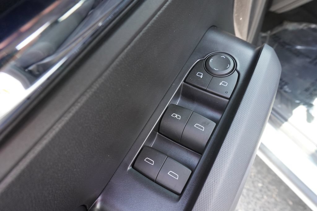 New 2026 GMC Canyon Elevation w/ Convenience Package RWD image 16