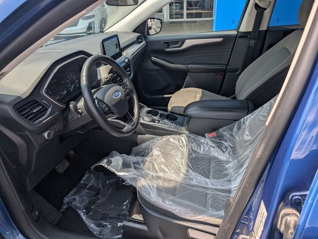 Used 2022 Ford Escape SE w/ Cold Weather Package FWD image 13