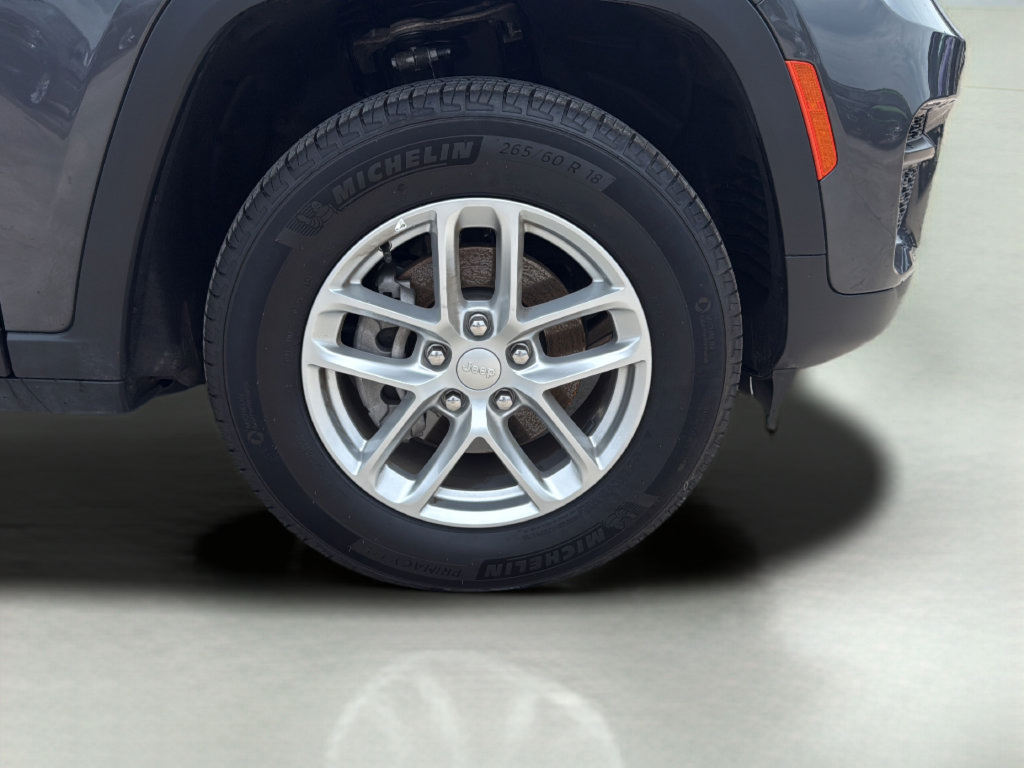 New 2026 Jeep Grand Cherokee Laredo X AWD/4WD image 9