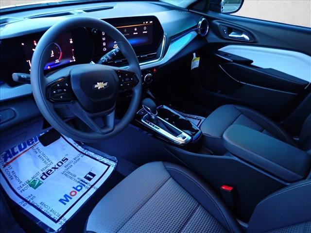 New 2026 Chevrolet Trax LT FWD image 11