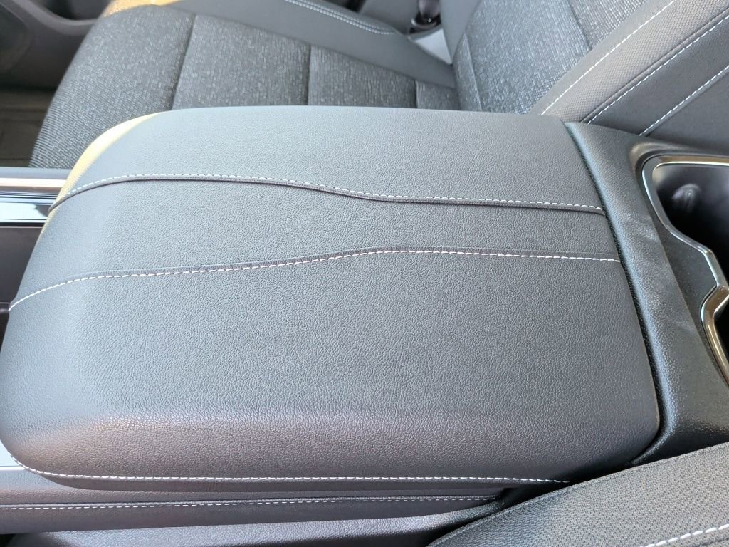 New 2025 Chevrolet Traverse LT w/ LPO, Floor Liner Package image 29