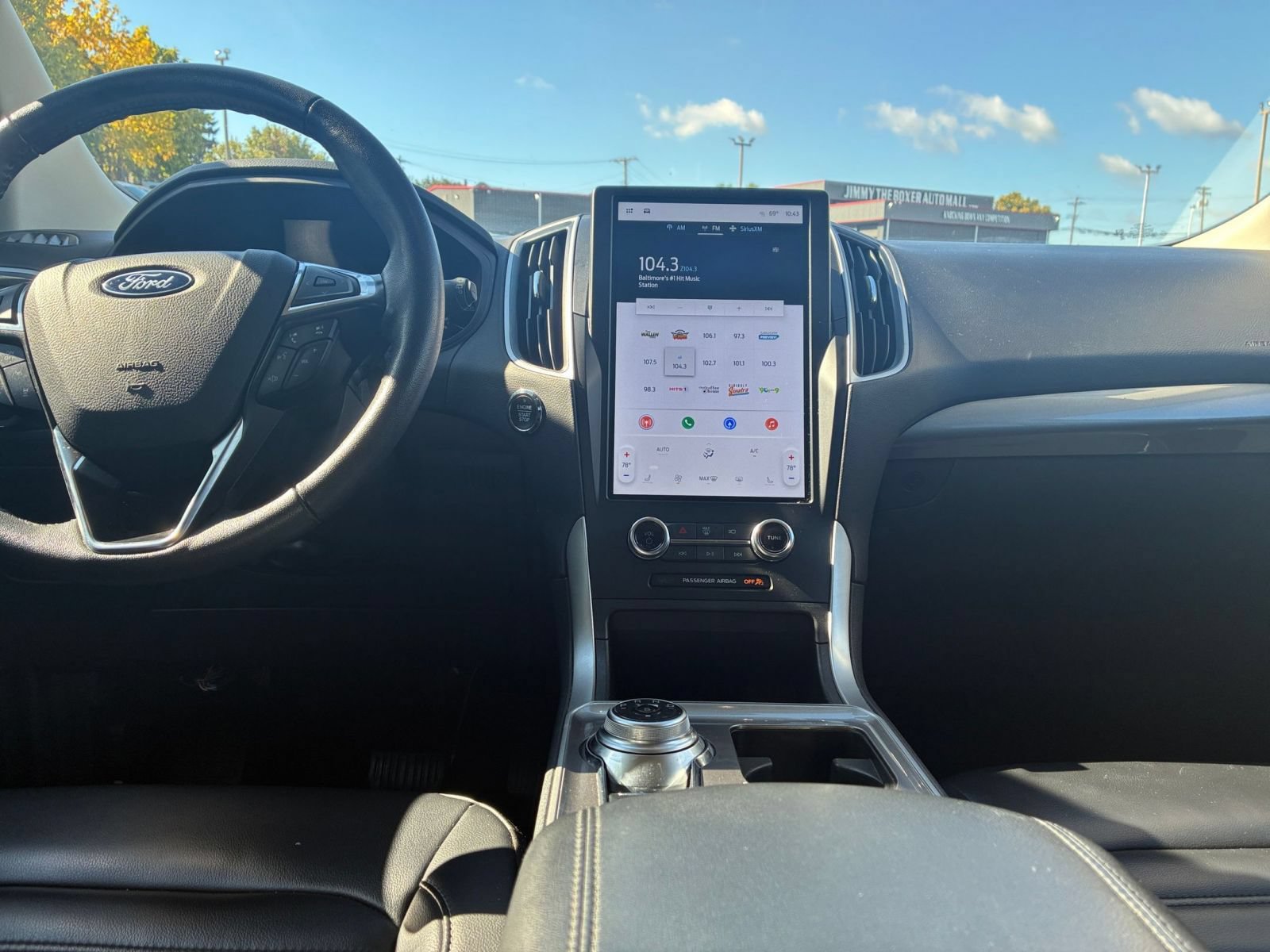 Used 2024 Ford Edge SEL AWD/4WD image 16