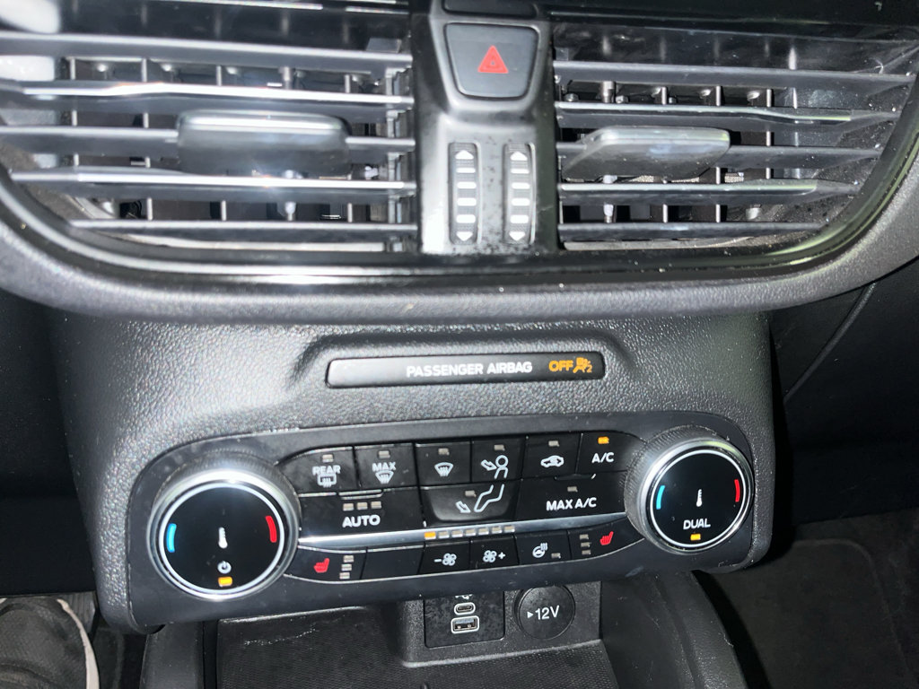 Used 2025 Ford Escape ST-Line Select AWD/4WD image 27