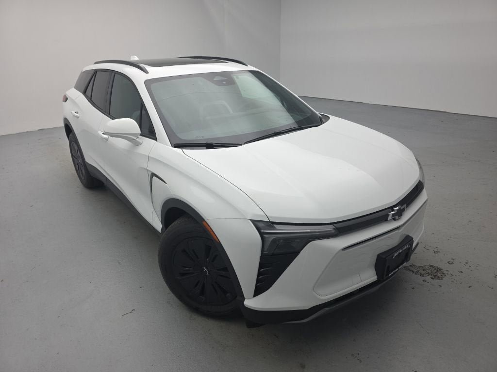 New 2026 Chevrolet Blazer EV LT AWD/4WD image 2