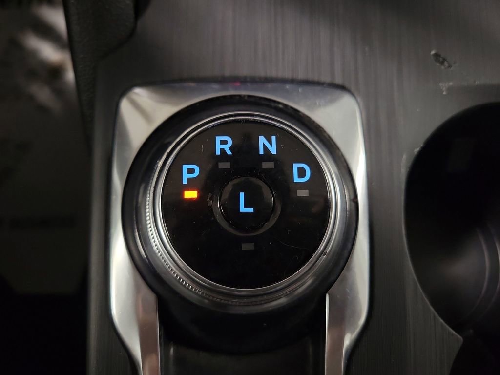 Used 2021 Ford Escape SE w/ Convenience Package image 16