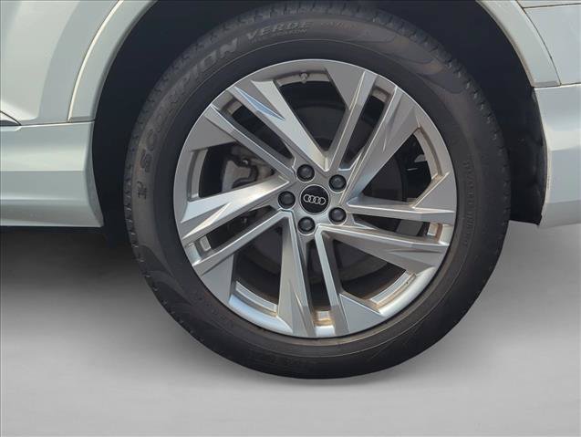 Used 2023 Audi Q7 3.0T Premium Plus AWD/4WD image 14