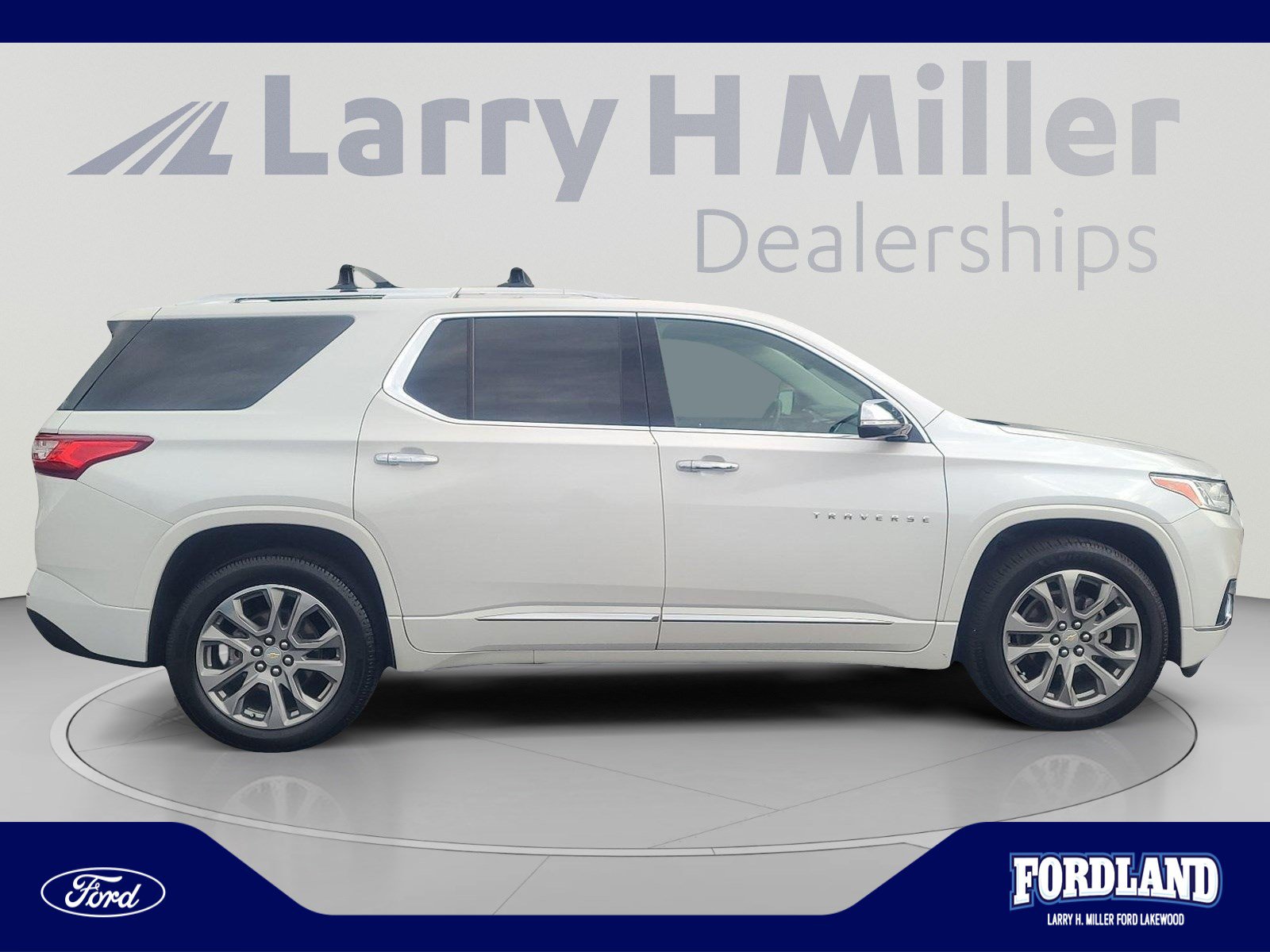 Used 2019 Chevrolet Traverse Premier w/ LPO, Floor Liner Package AWD/4WD image 6