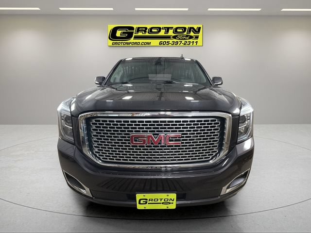 Used 2015 GMC Yukon Denali w/ Premium Package AWD/4WD image 8