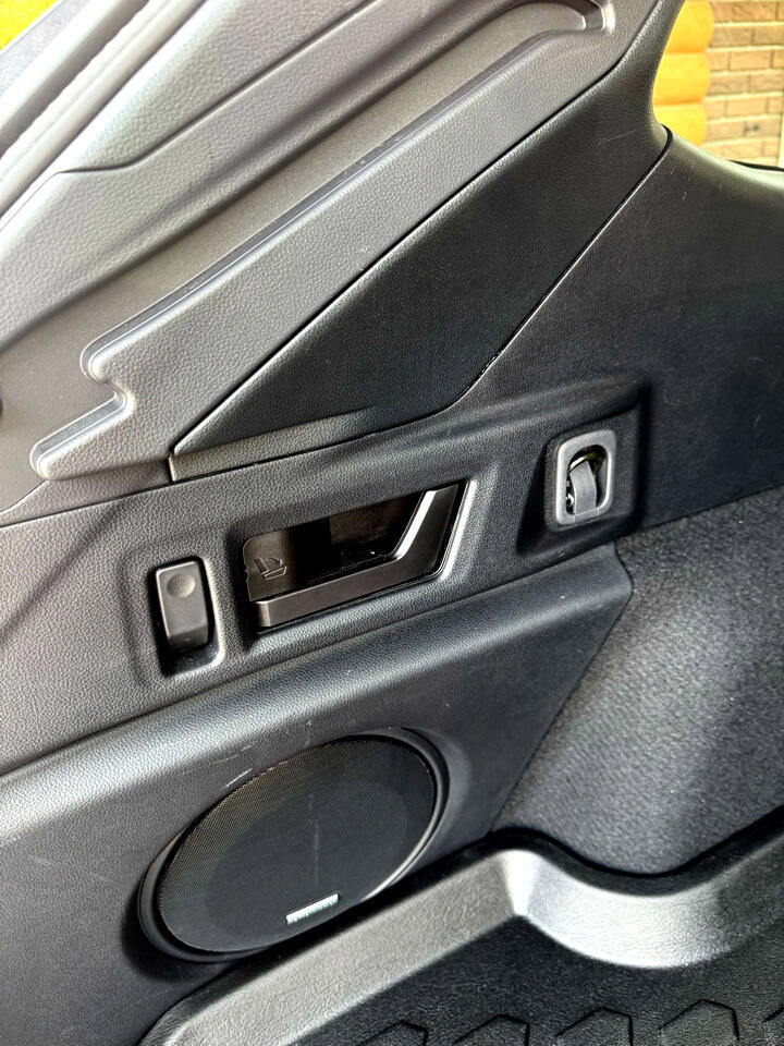 Used 2025 Subaru Outback Touring image 21