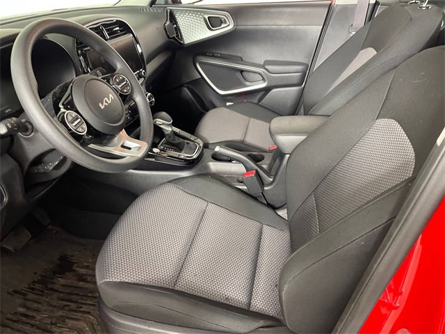 Certified 2023 Kia Soul S image 2