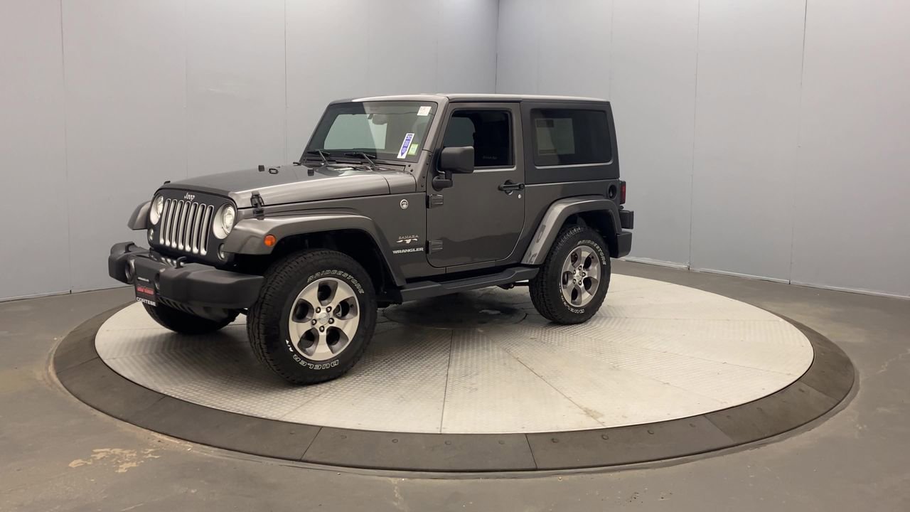 Used 2017 Jeep Wrangler Sahara AWD/4WD image 9