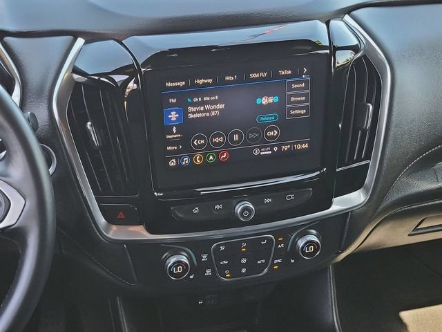 Certified 2023 Chevrolet Traverse LT w/ LT Premium Package AWD/4WD image 15