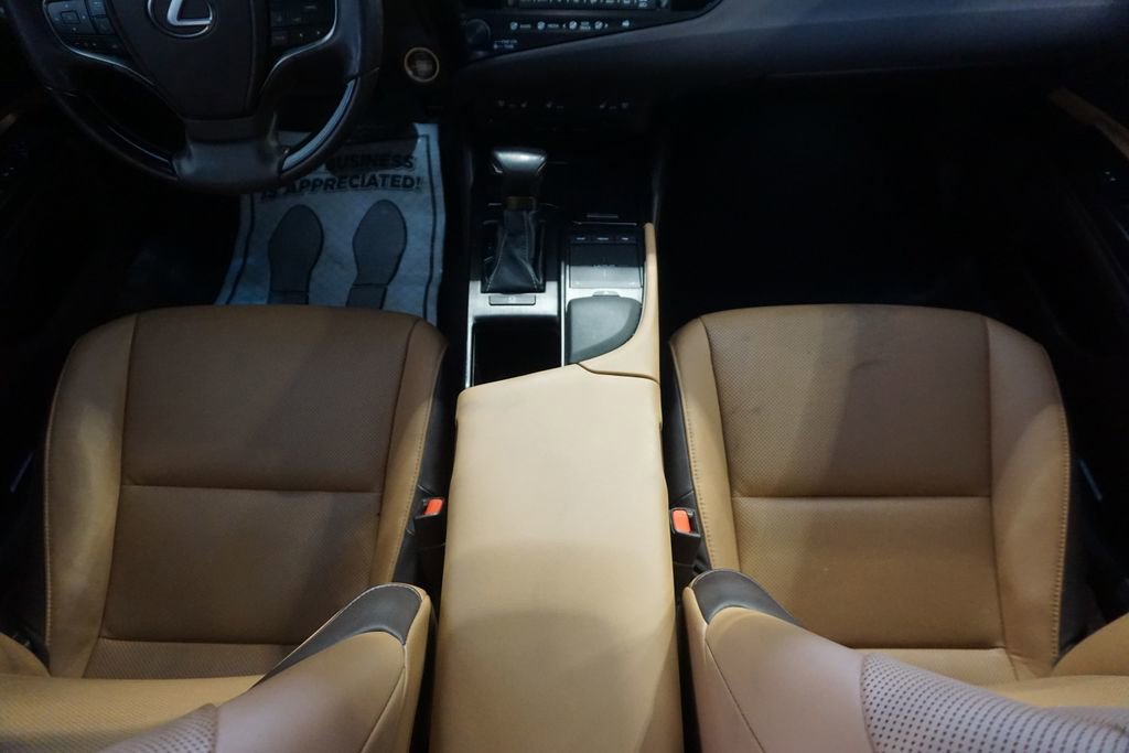 Used 2019 Lexus ES 350 image 28