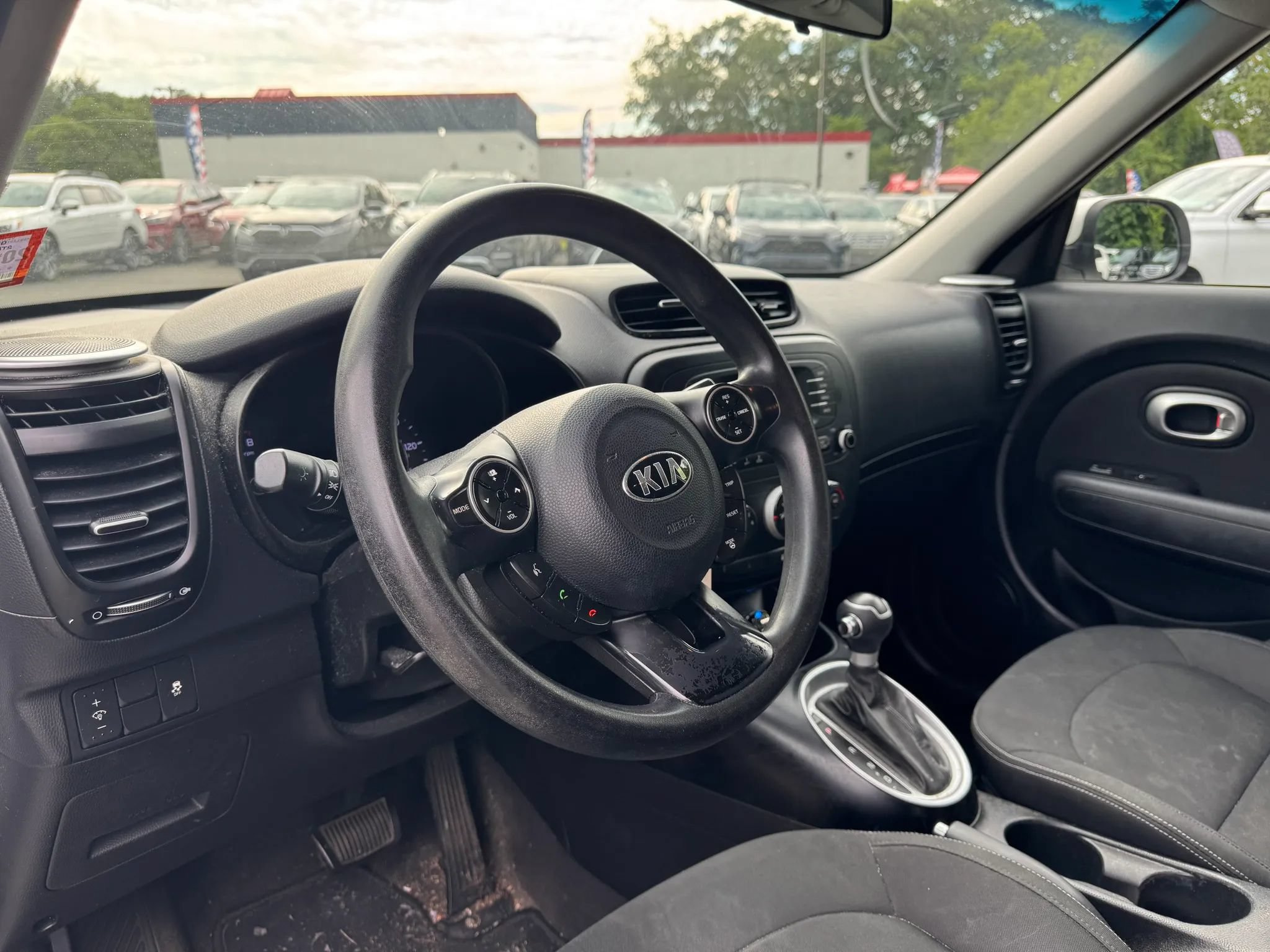 Used 2014 Kia Soul FWD image 19