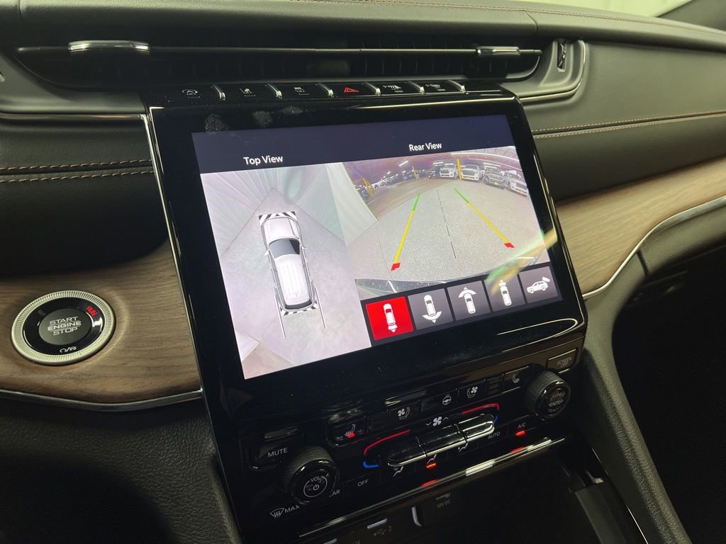 Used 2024 Jeep Grand Cherokee Summit w/ Luxury Tech Group V image 19