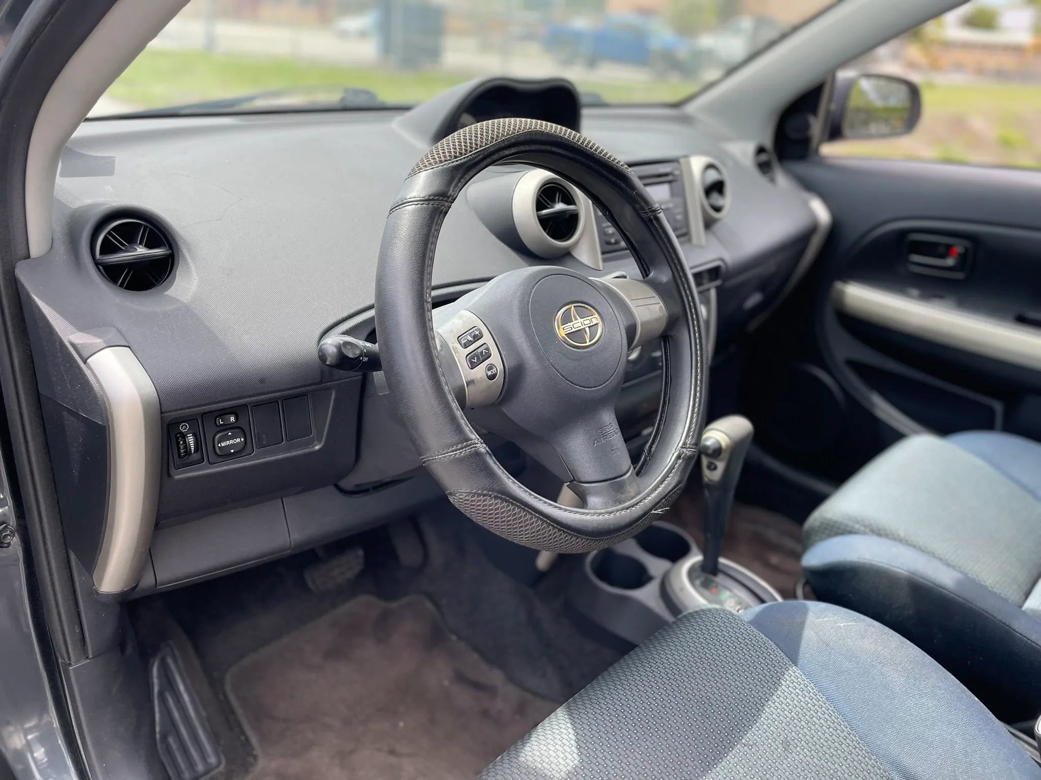 Used 2006 Scion xA FWD image 18