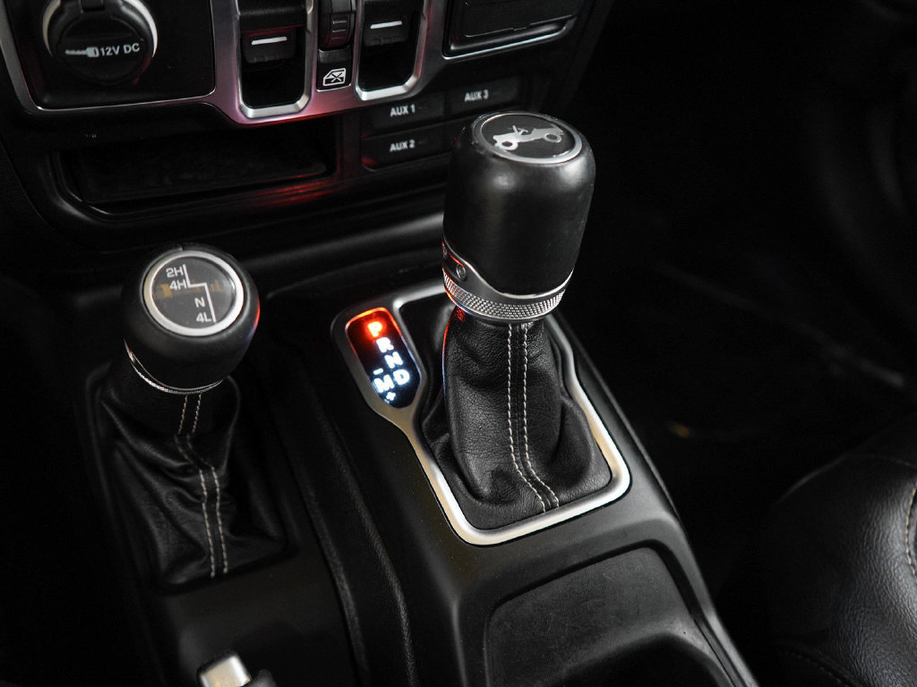Used 2019 Jeep Wrangler Unlimited Sahara AWD/4WD image 22
