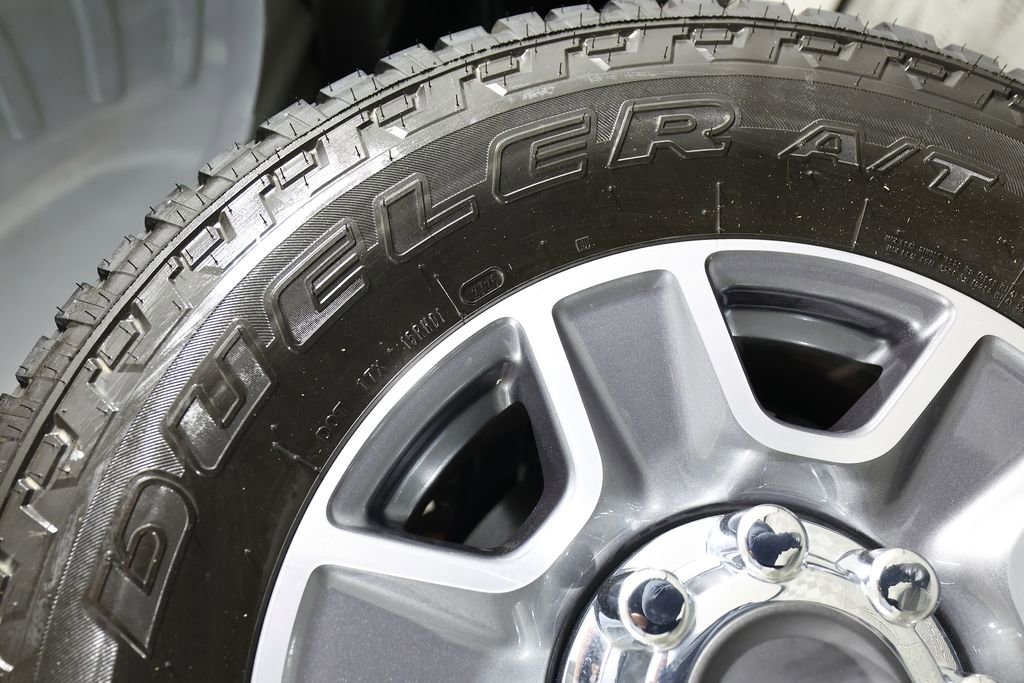 Used 2026 Ford F250 Lariat image 45