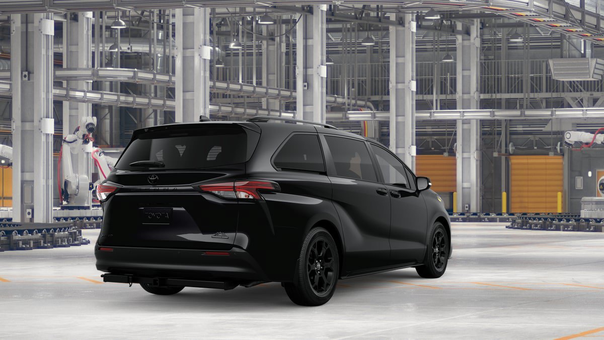 New 2026 Toyota Sienna XLE Woodland Edition AWD/4WD image 9