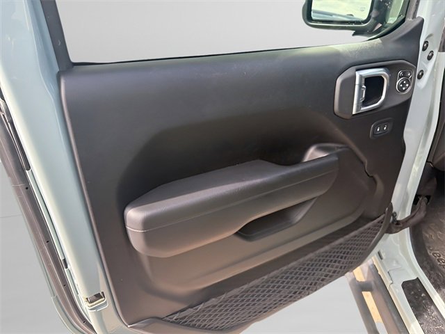 Used 2023 Jeep Wrangler Unlimited Rubicon 4xe w/ Cold Weather Group image 6