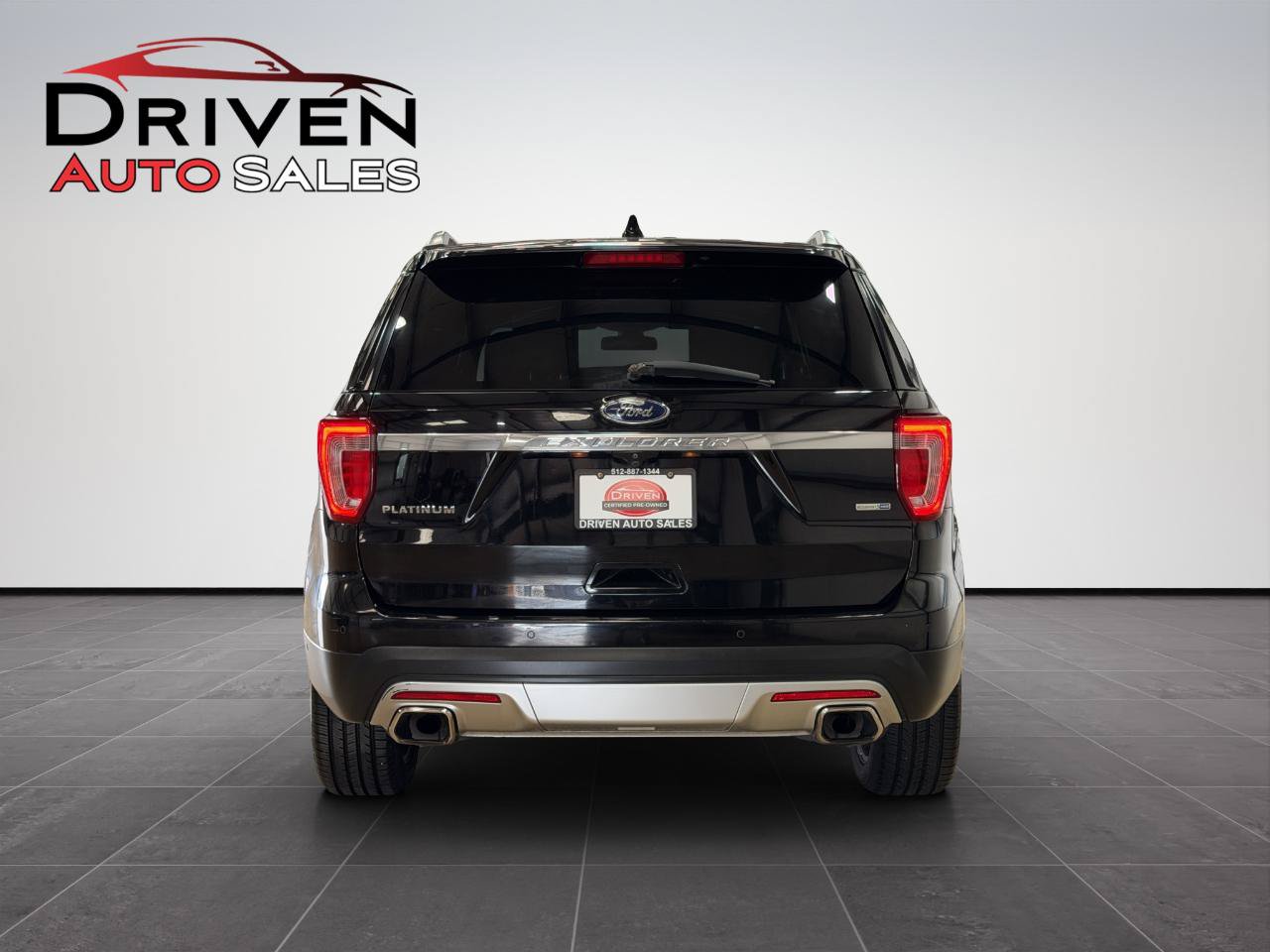 Used 2017 Ford Explorer Platinum AWD/4WD image 5