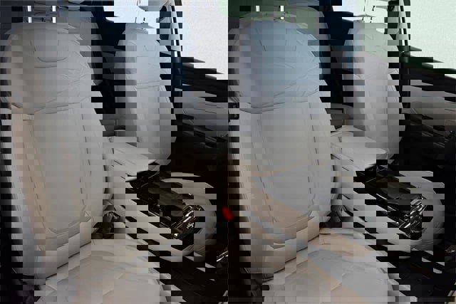 Used 2025 Hyundai Tucson Blue image 6