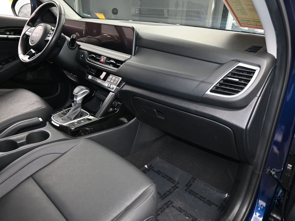 Used 2024 Kia Seltos EX image 43