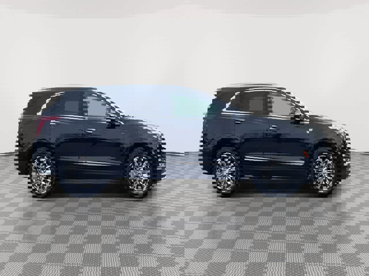 Certified 2025 Cadillac XT5 Premium Luxury w/ LPO, Floor Liner Package image 9