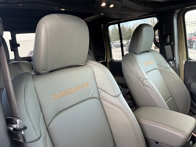 New 2026 Jeep Gladiator Mojave image 32