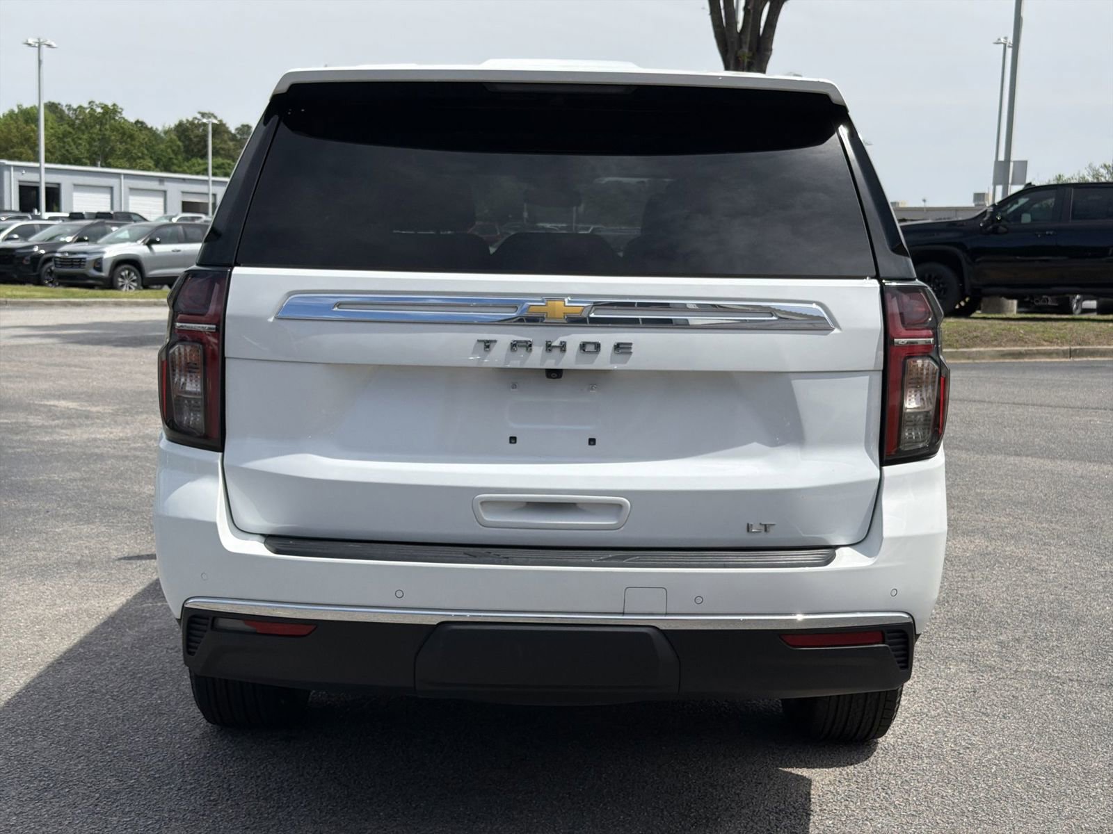 Used 2024 Chevrolet Tahoe LT RWD image 9