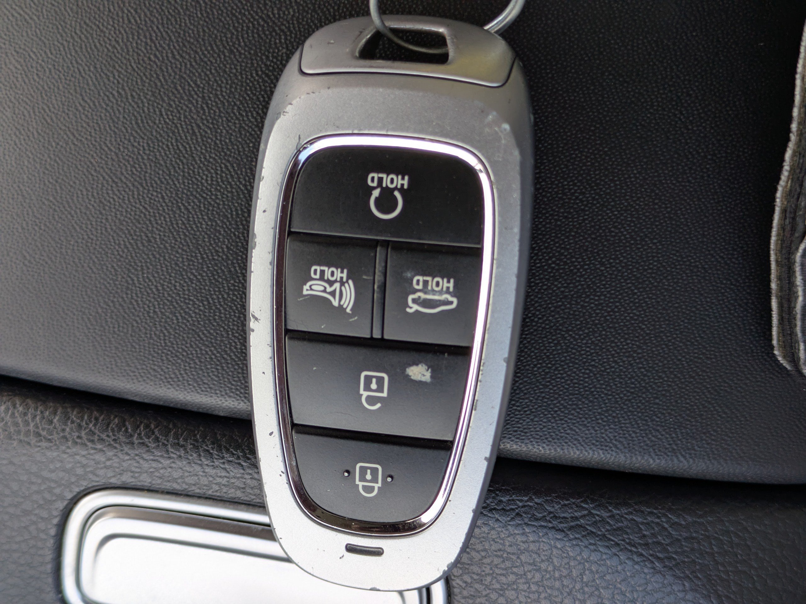 Used 2022 Hyundai Santa Fe SEL w/ Convenience Package FWD image 28