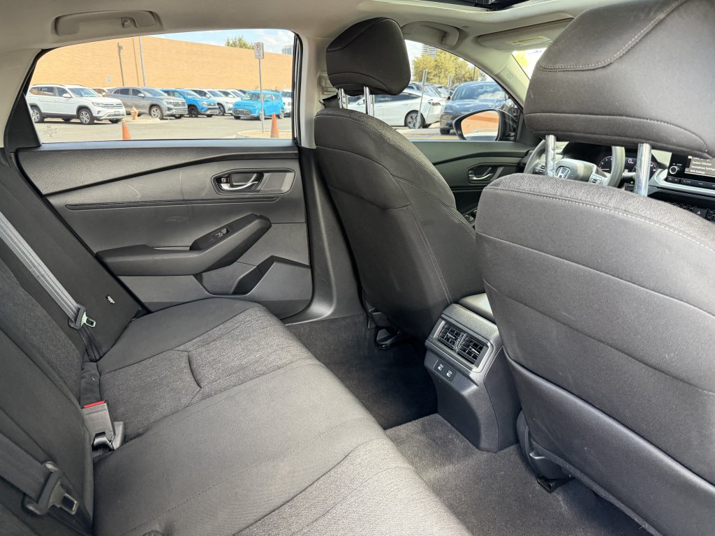 Used 2025 Honda Accord SE image 34