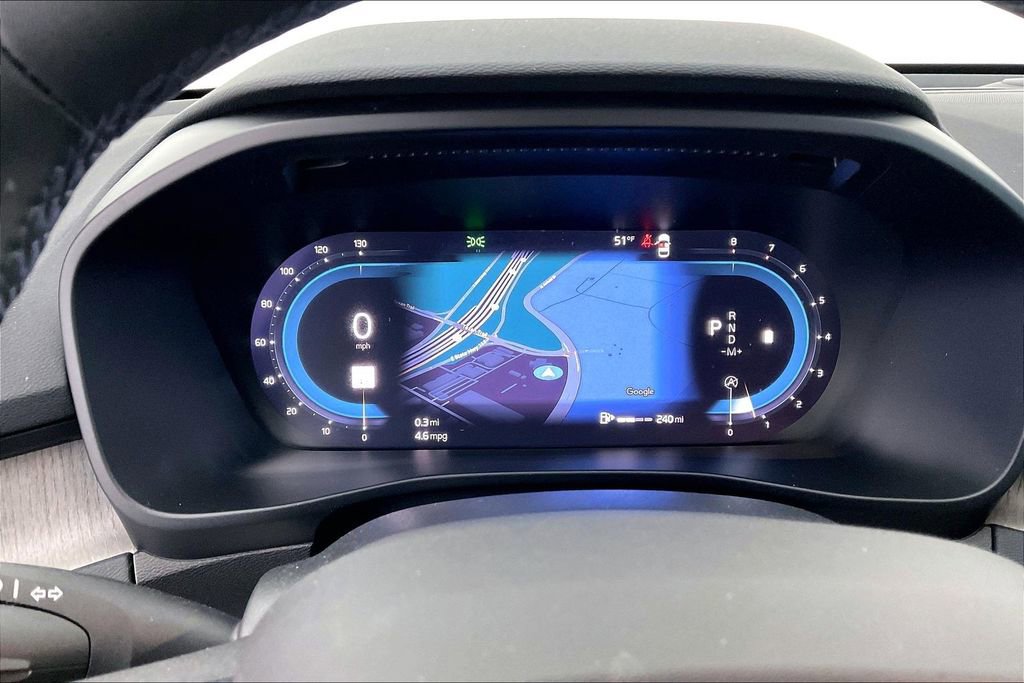 Used 2023 Volvo XC40 B5 Plus w/ Protection Package Premier image 29