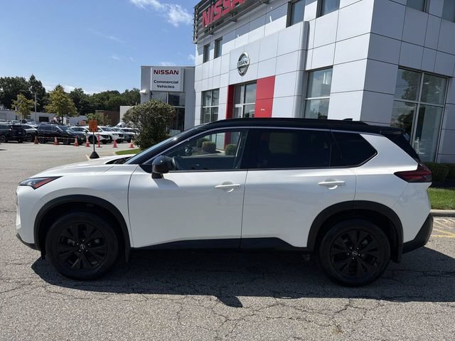 Certified 2023 Nissan Rogue SV w/ SV Premium B Package AWD/4WD image 5