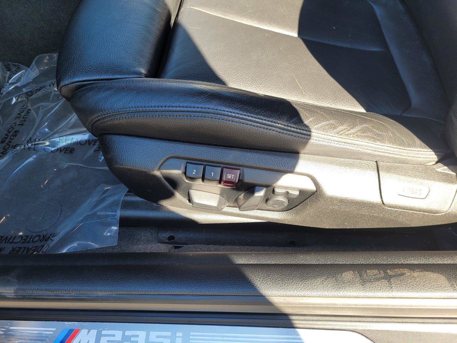 Used 2015 BMW M235i Coupe RWD image 21