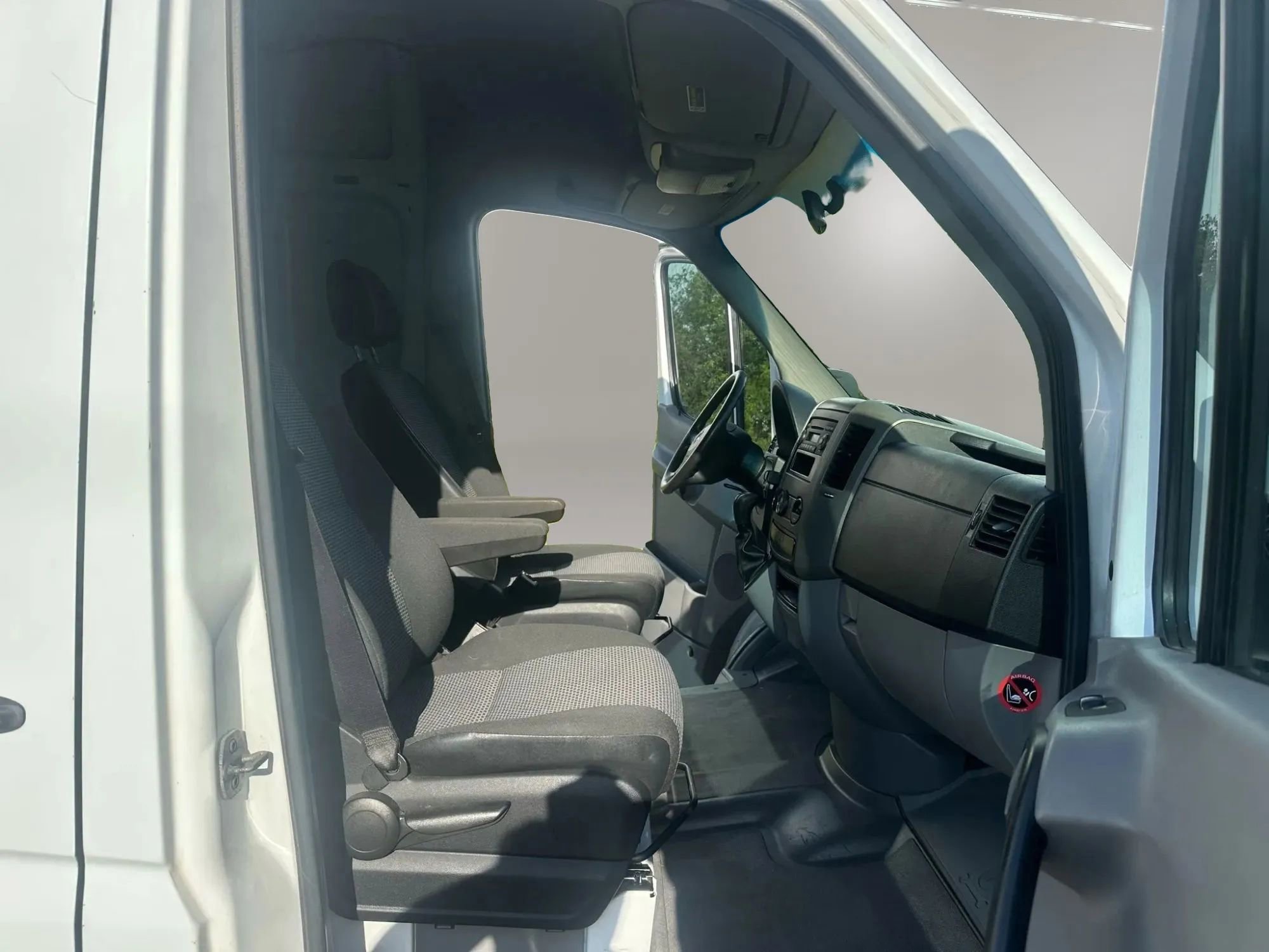 Used 2012 Mercedes-Benz Sprinter 3500 image 22