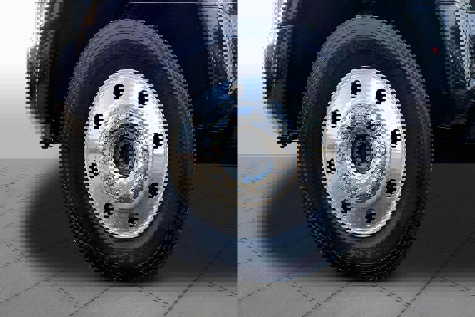 Certified 2020 Ford F450 Platinum w/ FX4 Off-Road Package AWD/4WD image 11