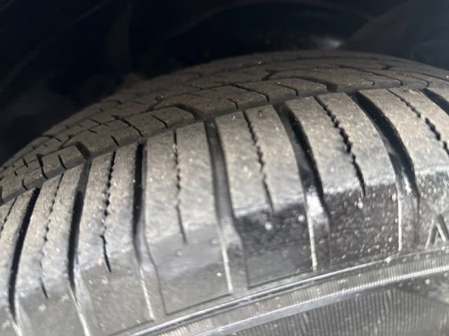 Used 2019 Kia Sorento LX w/ LX Convenience Package image 28