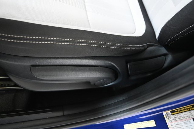 Used 2022 Hyundai Venue SEL image 22