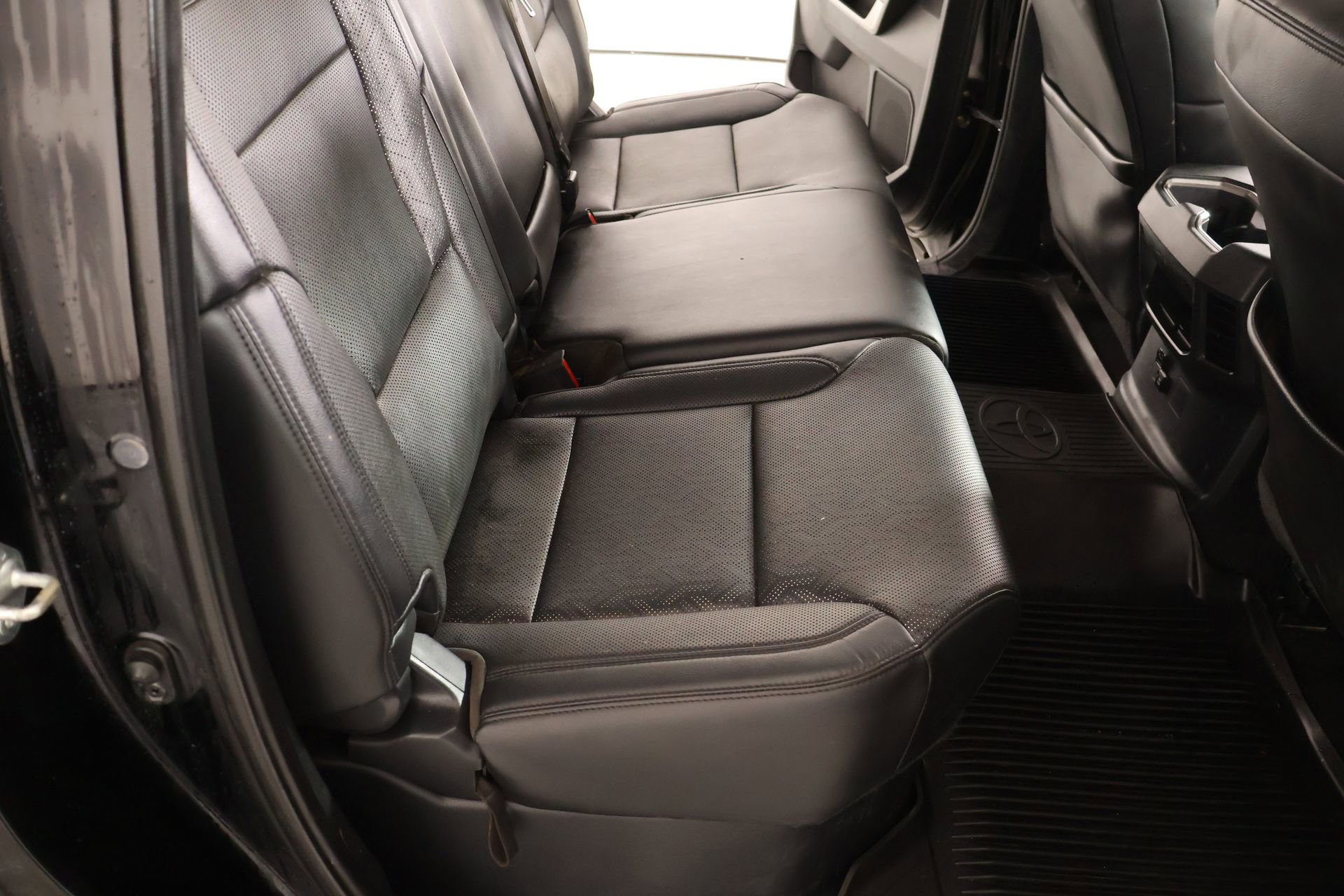 Used 2024 Toyota Tundra SR5 w/ SR5 Premium Package image 14