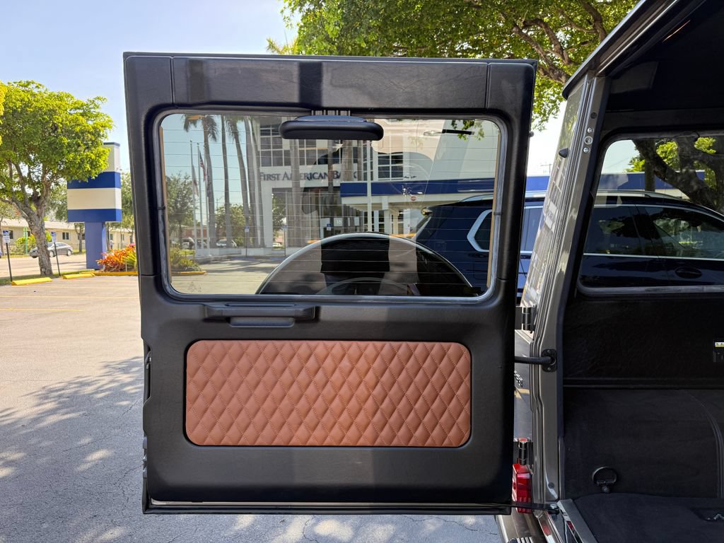 Used 2014 Mercedes-Benz G 63 AMG 4MATIC image 22