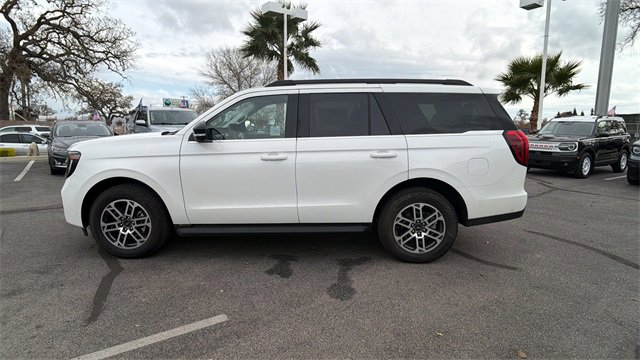 New 2025 Ford Expedition Active image 6