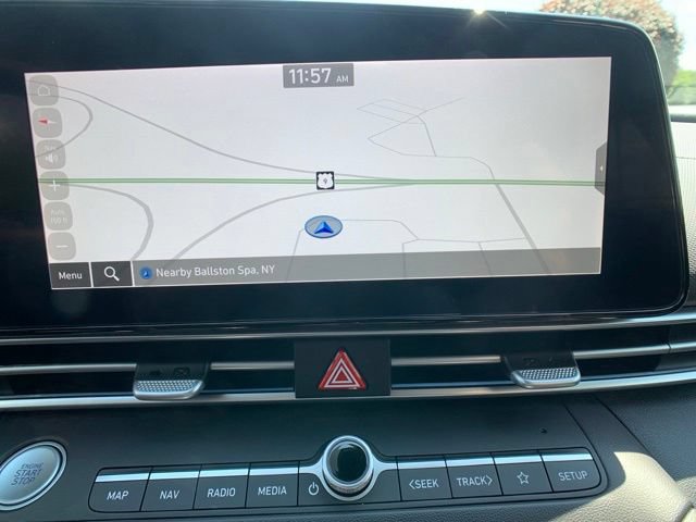 Used 2024 Hyundai Elantra SEL FWD image 18
